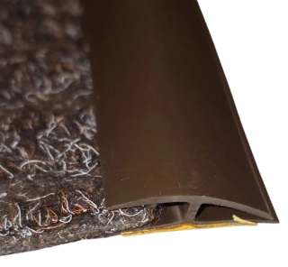 Ukončovací profil – hnědý, oboustranný, 1000 × 35 mm